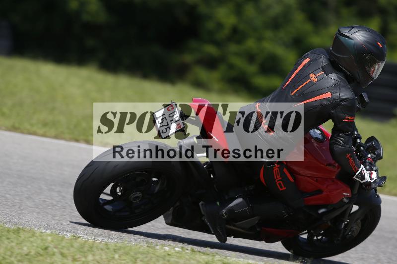 /Archiv-2024/29 12.06.2024 MOTO.CH Track Day ADR/Gruppe blau/36